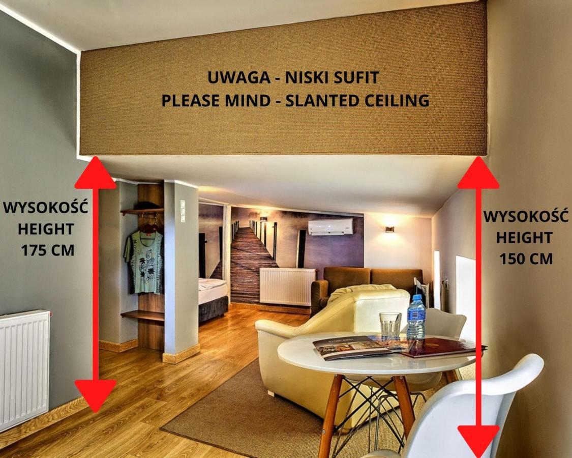 Stare Kino Cinema Aparthotel Lodž