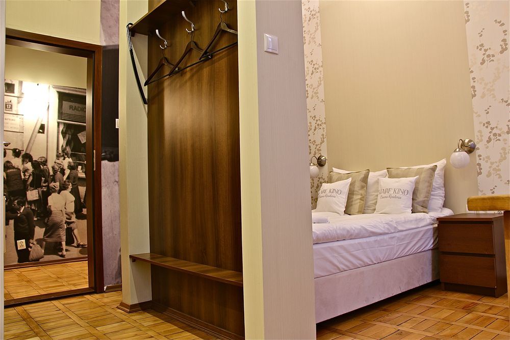 Stare Kino Cinema Hotel apartamentowy 4*