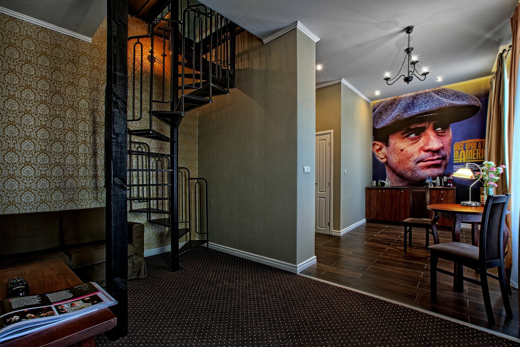 Stare Kino Cinema Hotel apartamentowy 4*